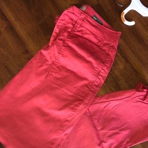 Women’s Cropped Pants